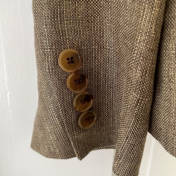 Ralph Lauren Jacket
Gold Thread 
Size 6 - Picture 4 of 6